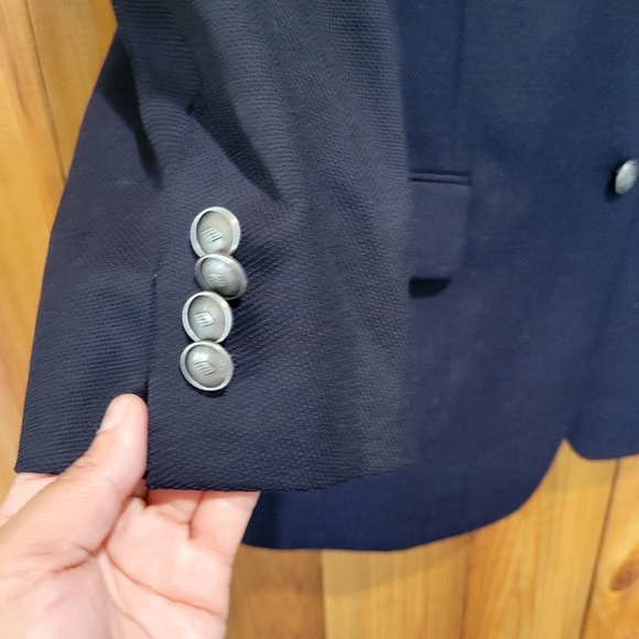 Joseph Abboud Men's Classic Navy Blazer - Picture 4 of 13